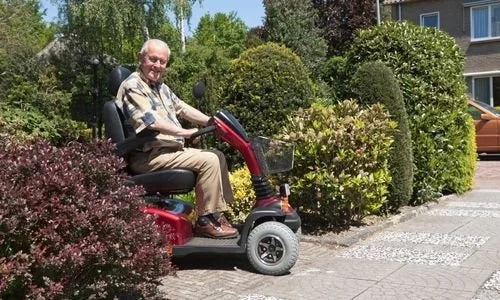 The Pros & Cons of 3-Wheel vs. 4-Wheel Mobility Scooters
